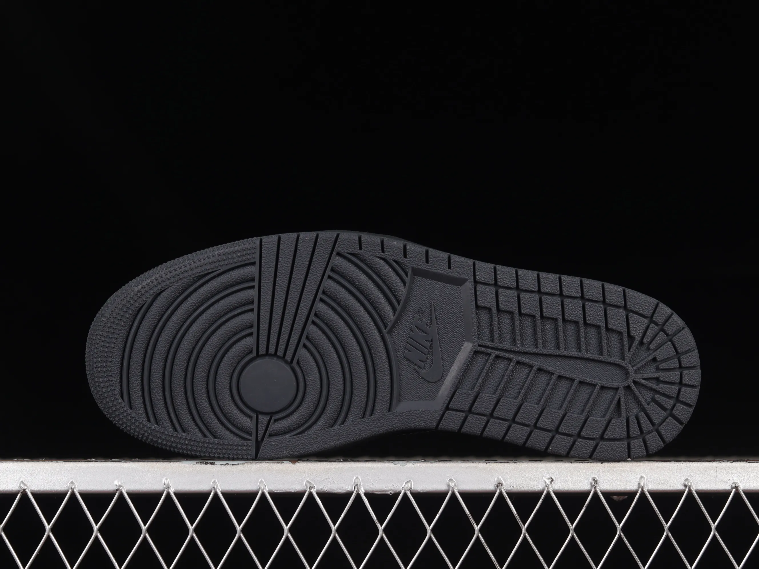 All Categories Air Jordan Jordan Series Basketball Shoes Air Jordan 1 Low LJR Version Travis Scott x Air Jordan 1 Low OG AJ1 Joe 1 Joint Undercut DM7866-001